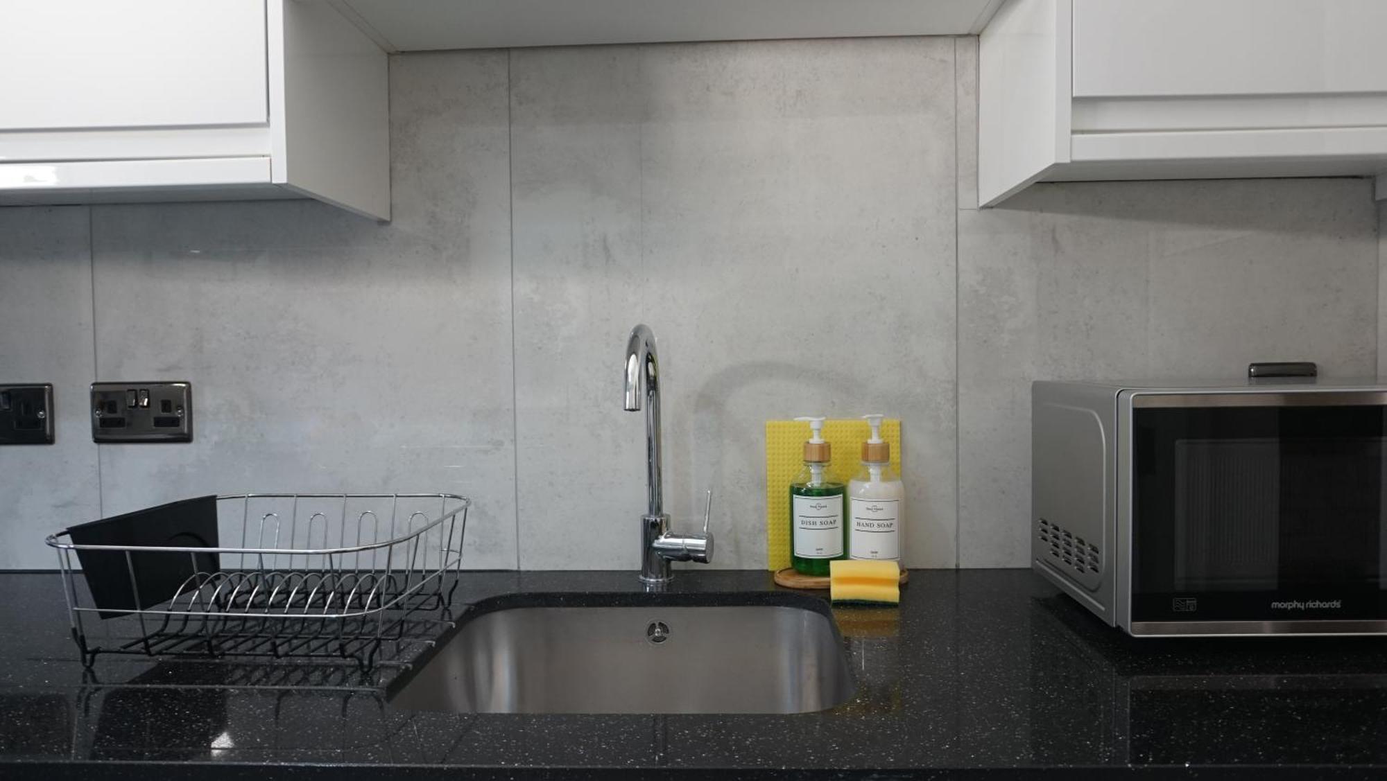 Apartamento Beautiful Sleeps 6, 2 Minutes To Metro
